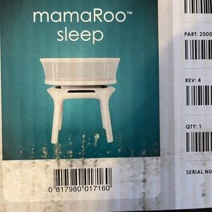 MamaRoo bassinet